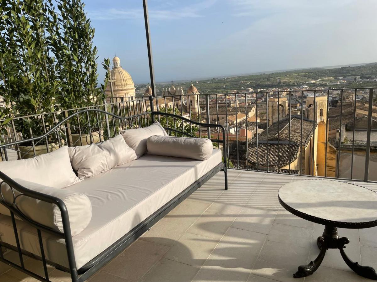 Aria Rooms And Terrace Noto Extérieur photo