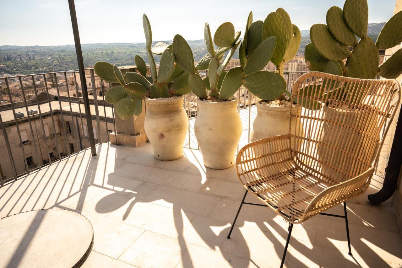 Aria Rooms And Terrace Noto Extérieur photo