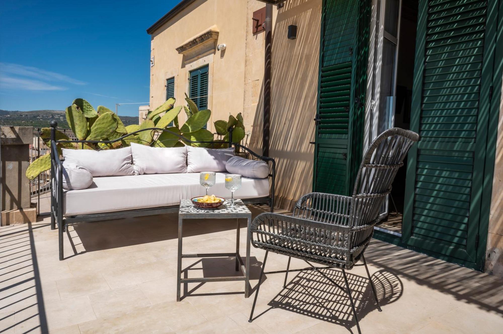 Aria Rooms And Terrace Noto Extérieur photo