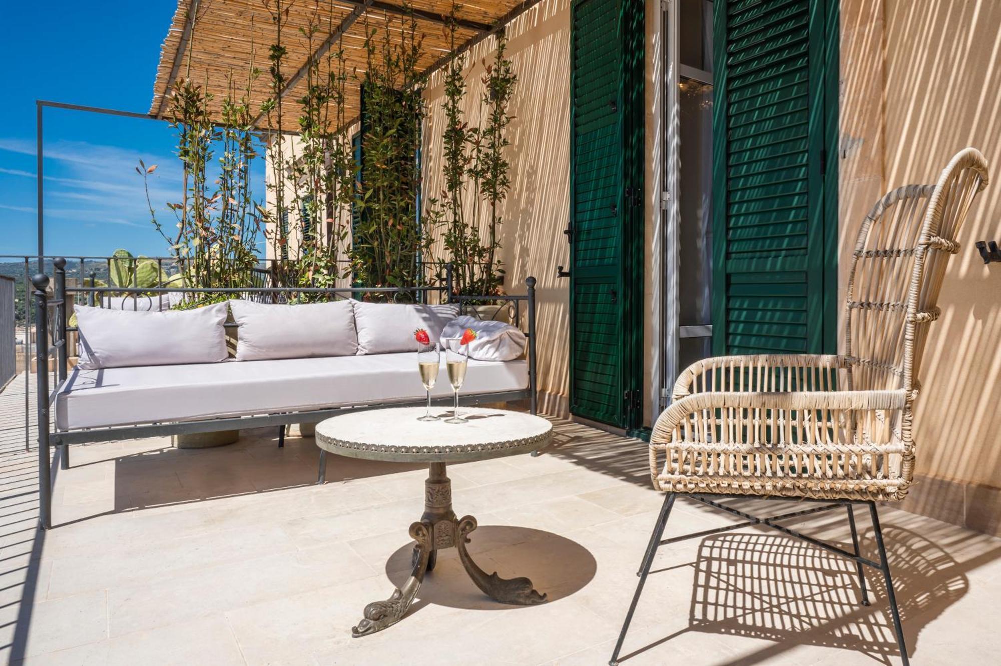 Aria Rooms And Terrace Noto Extérieur photo