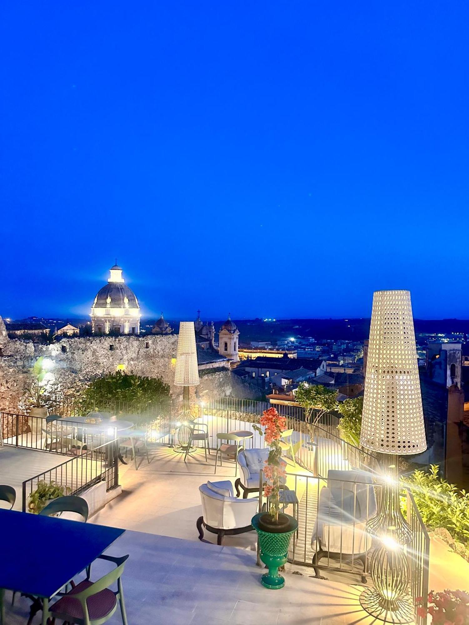 Aria Rooms And Terrace Noto Extérieur photo